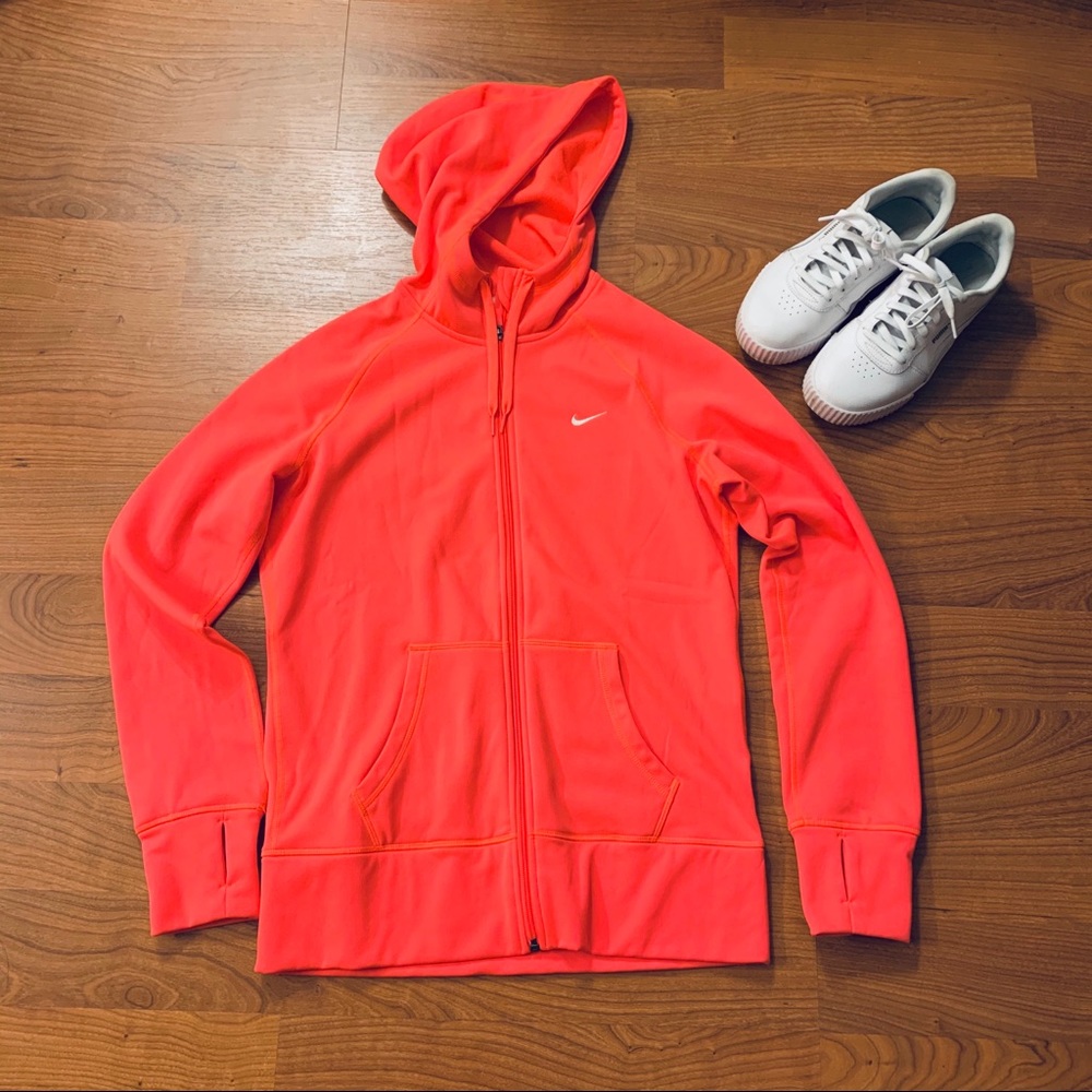 NIKE sweater
